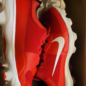 Nike Dynamic Red and White Sports Shoes